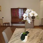 Tra Mare E Castello Διαμέρισμα *