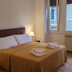 Tra Mare E Castello Διαμέρισμα *