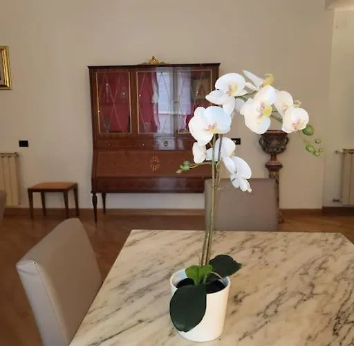 Tra Mare E Castello Lejlighed *